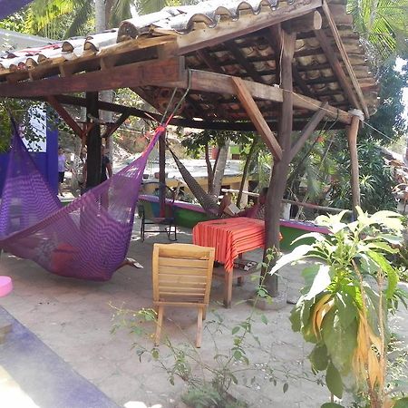 El Almendro Puerto Ángel Exterior foto